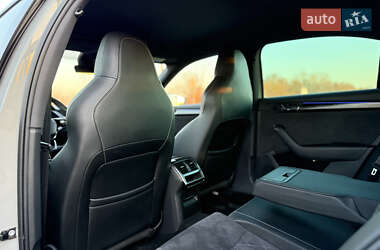 Лифтбек Skoda Superb 2020 в 