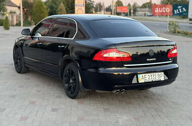 Лифтбек Skoda Superb 2012 в 