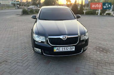 Лифтбек Skoda Superb 2012 в 