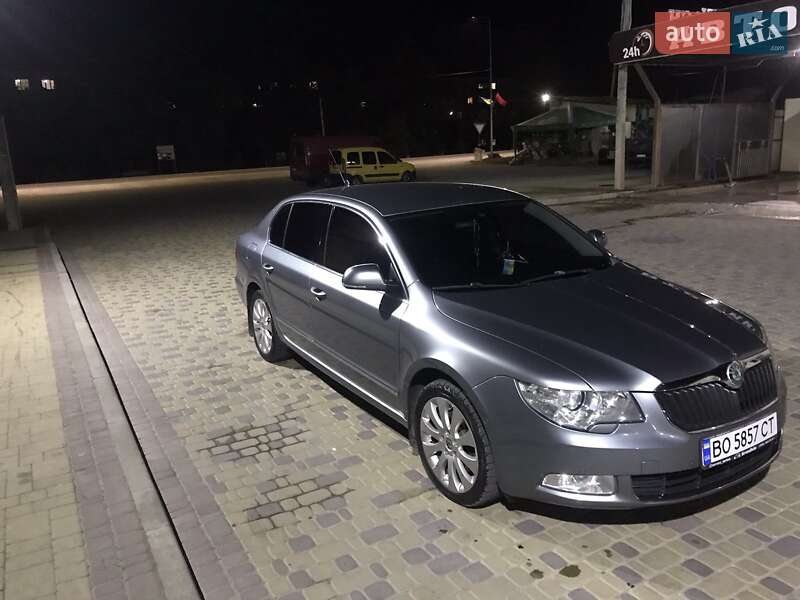 Лифтбек Skoda Superb 2009 в Тернополе
