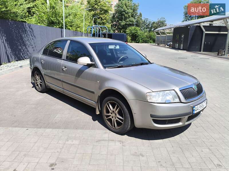 Skoda Superb 2007