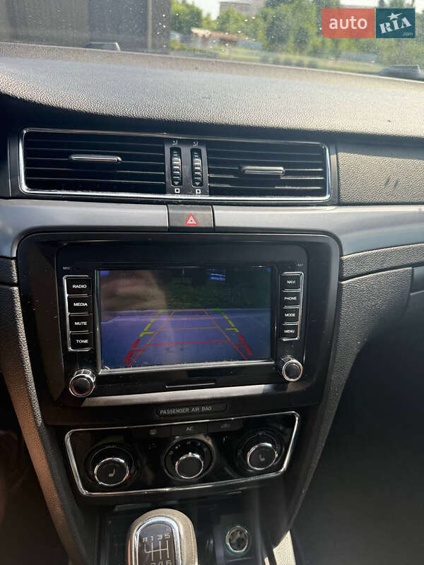 Универсал Skoda Superb 2010 в Дрогобыче