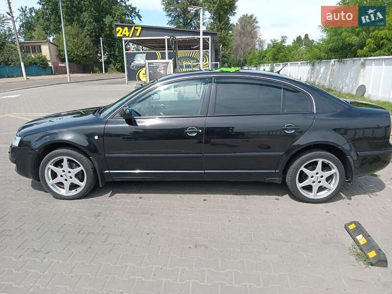Skoda Superb 2006