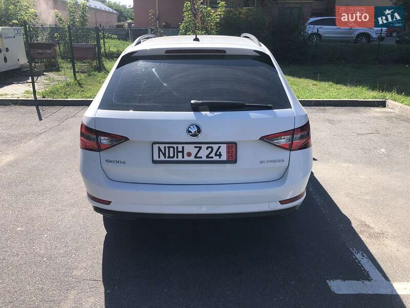 Универсал Skoda Superb 2016 в Каменец-Подольском
