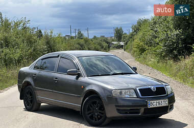 Лифтбек Skoda Superb 2003 в Стрые