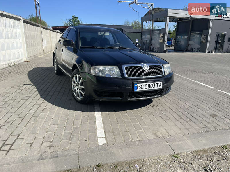 Skoda Superb 2005
