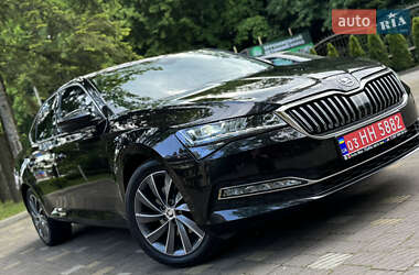 Лифтбек Skoda Superb 2021 в 