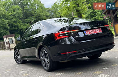 Лифтбек Skoda Superb 2021 в 