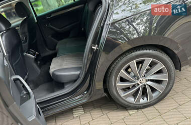 Лифтбек Skoda Superb 2021 в 