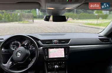 Лифтбек Skoda Superb 2021 в 