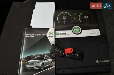 Лифтбек Skoda Superb 2021 в 