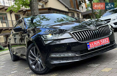 Лифтбек Skoda Superb 2021 в 