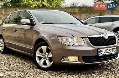 Ліфтбек Skoda Superb 2010 в Стрию