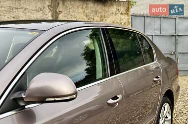 Лифтбек Skoda Superb 2010 в 
