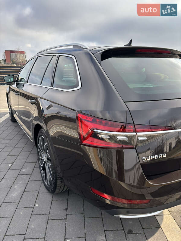 Універсал Skoda Superb 2019 в Мукачевому
