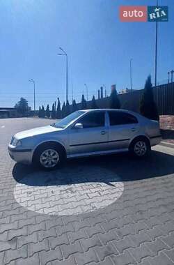 Лифтбек Skoda Superb 2006 в Тернополе