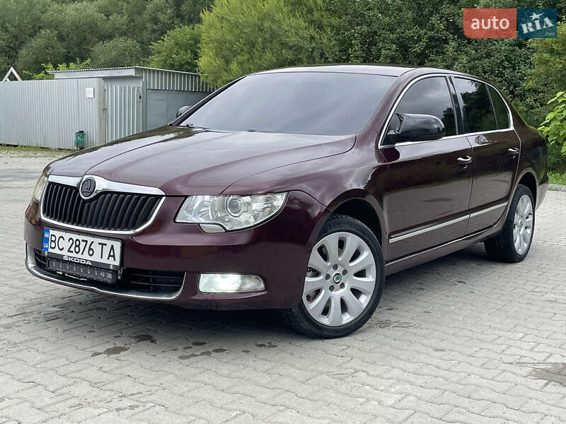 Лифтбек Skoda Superb 2011 в Турке