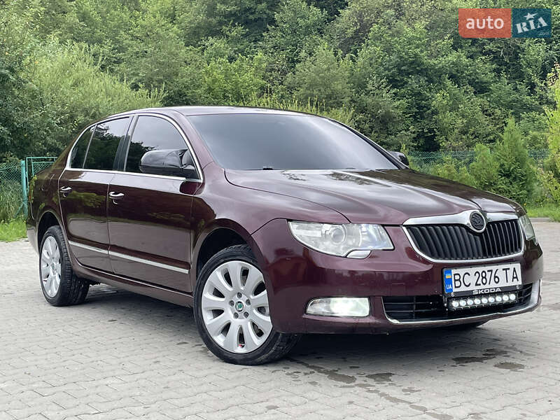 Лифтбек Skoda Superb 2011 в Турке