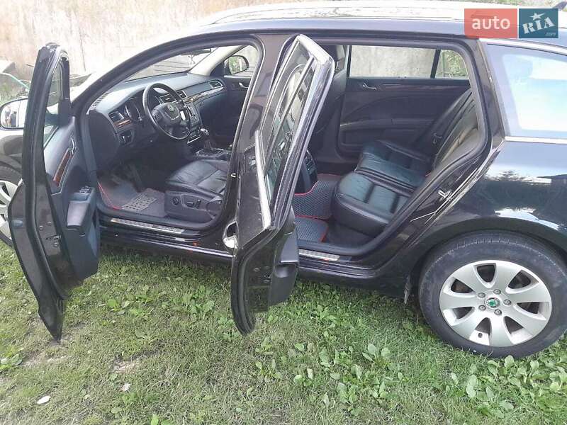 Универсал Skoda Superb 2012 в Ивано-Франковске