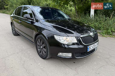 Лифтбек Skoda Superb 2011 в Бориславе