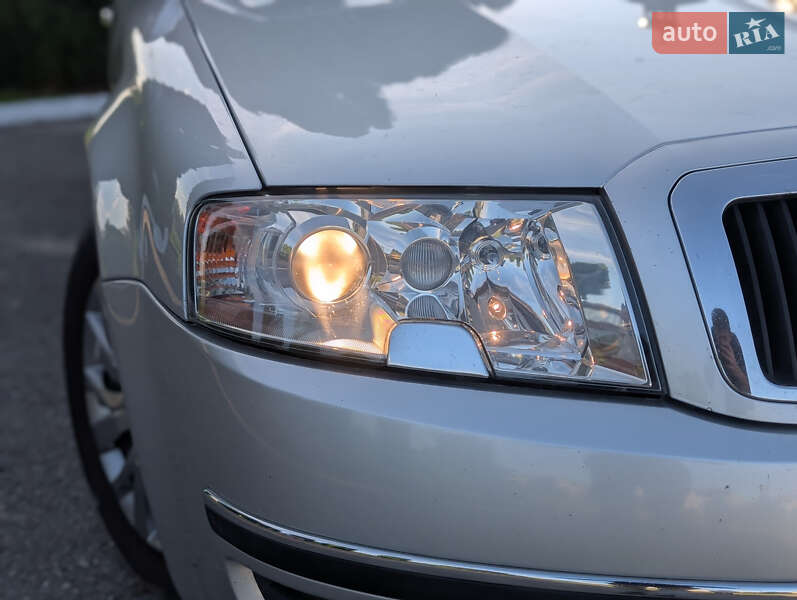 Лифтбек Skoda Superb 2008 в Дубно