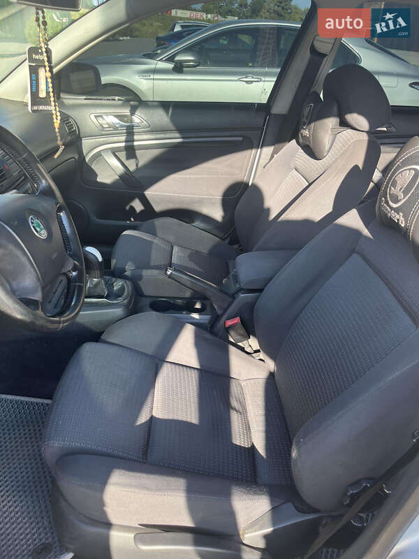 Лифтбек Skoda Superb 2006 в Хмельницком фото 16 Лифтбек Skoda Superb 2006 в Хмельницком