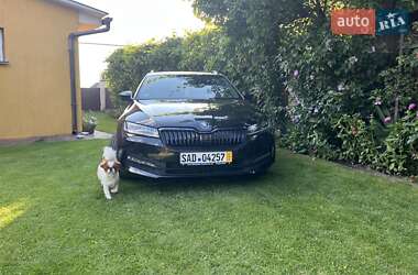 Универсал Skoda Superb 2020 в 