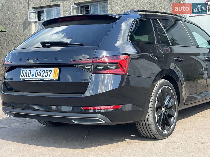 Универсал Skoda Superb 2020 в Коростене
