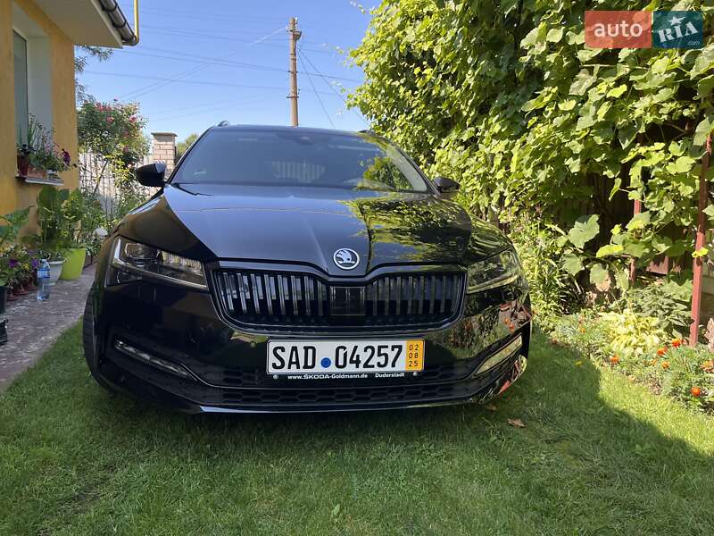 Универсал Skoda Superb 2020 в Коростене