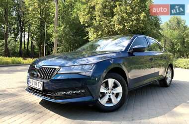 Лифтбек Skoda Superb 2023 в Кривом Роге