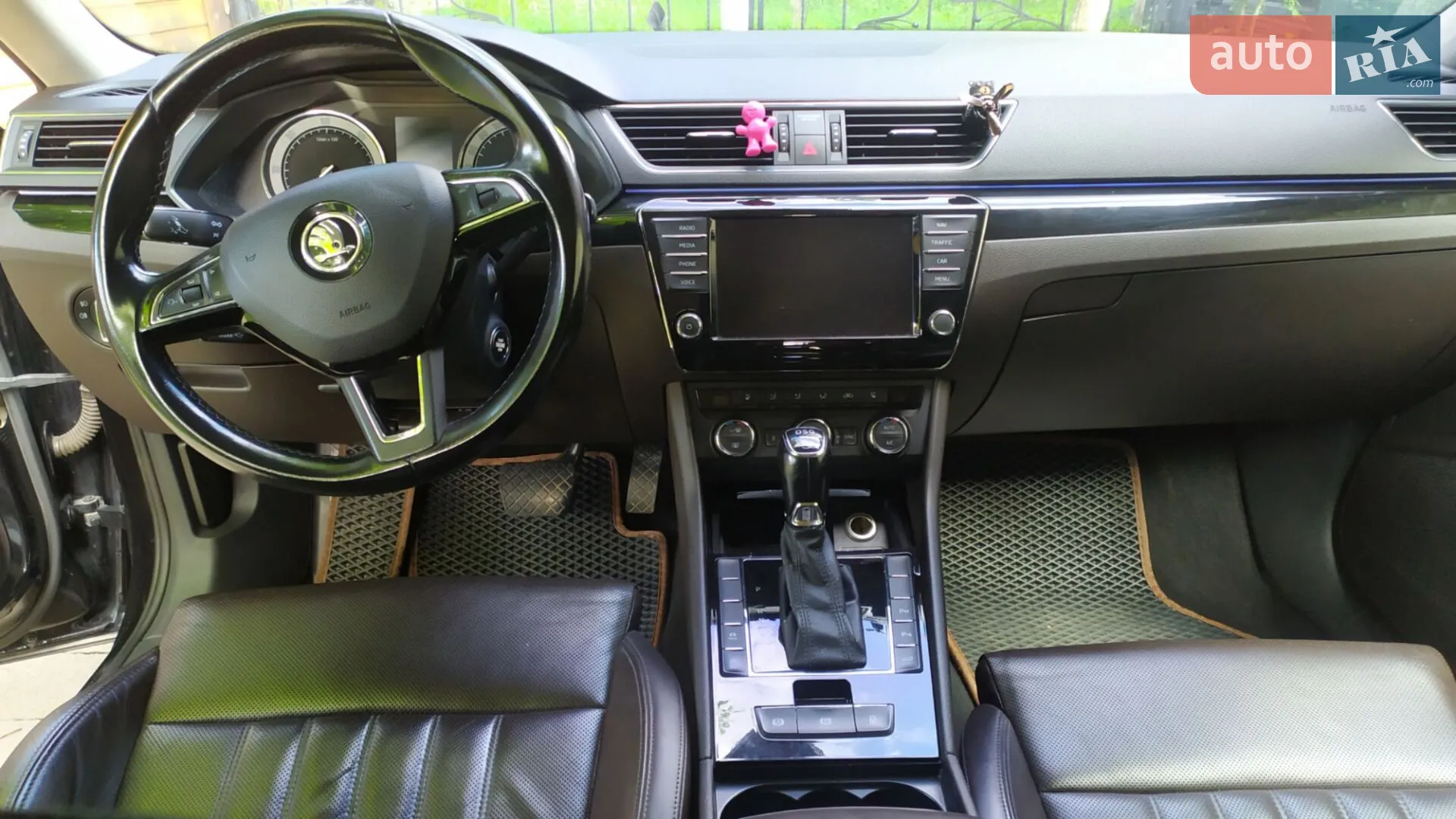 2016 Skoda Superb - мініатюра 8