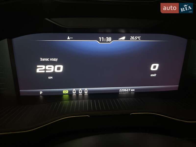 Универсал Skoda Superb 2020 в Коростене