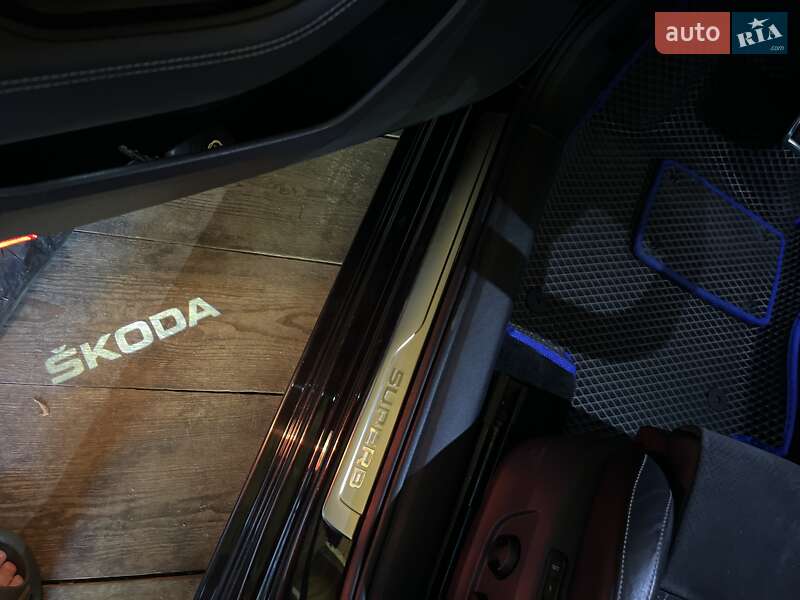 Универсал Skoda Superb 2020 в Коростене