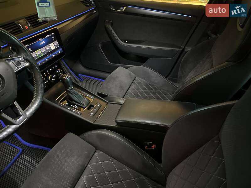 Универсал Skoda Superb 2020 в Коростене