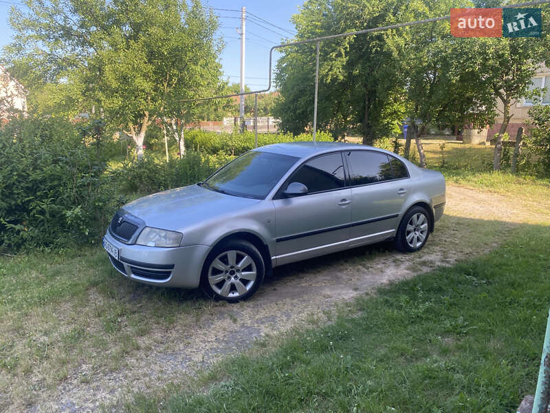 Лифтбек Skoda Superb 2007 в Ужгороде