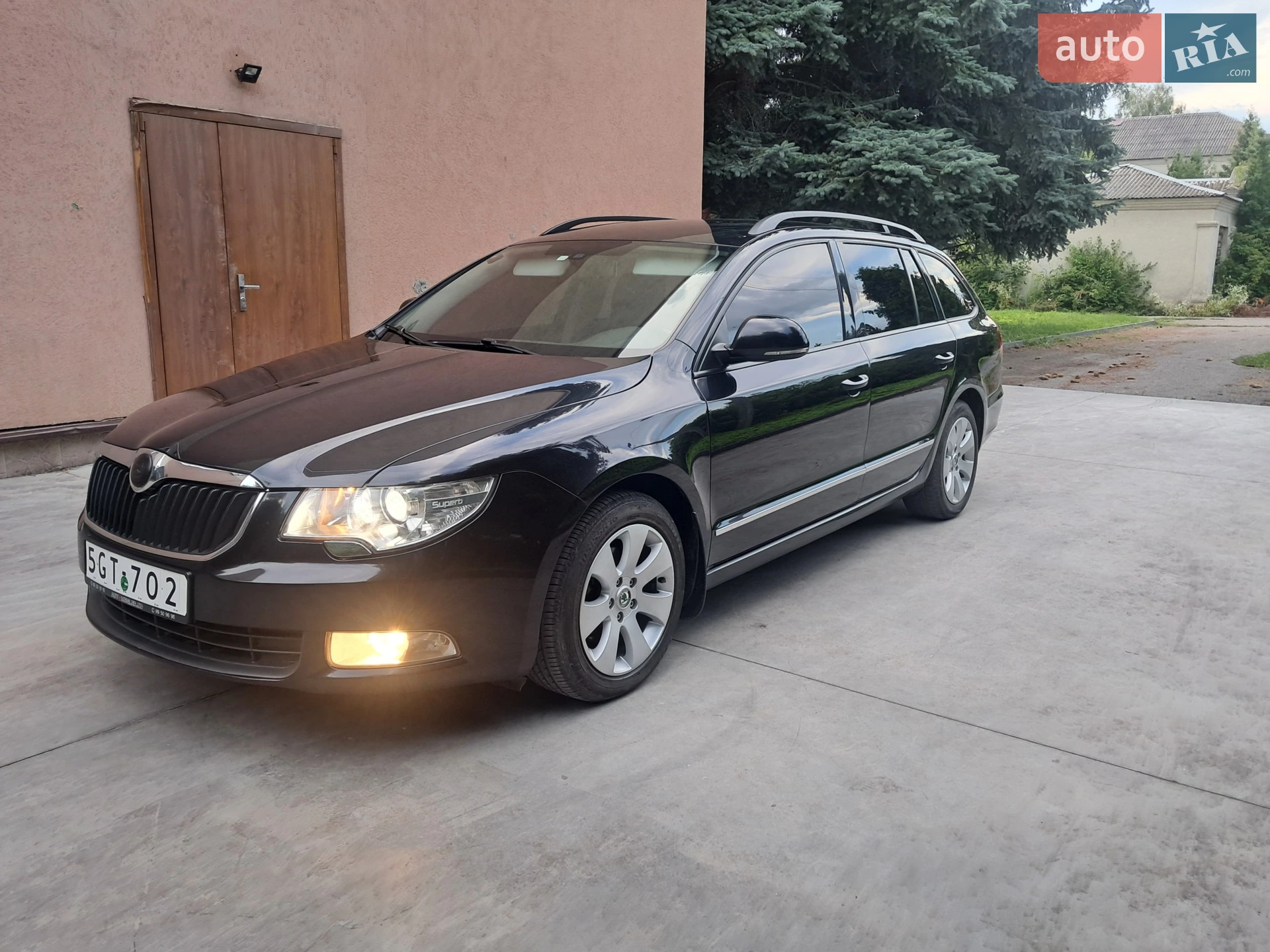 2010 Skoda Superb - мініатюра 5