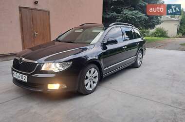 Универсал Skoda Superb 2010 в 