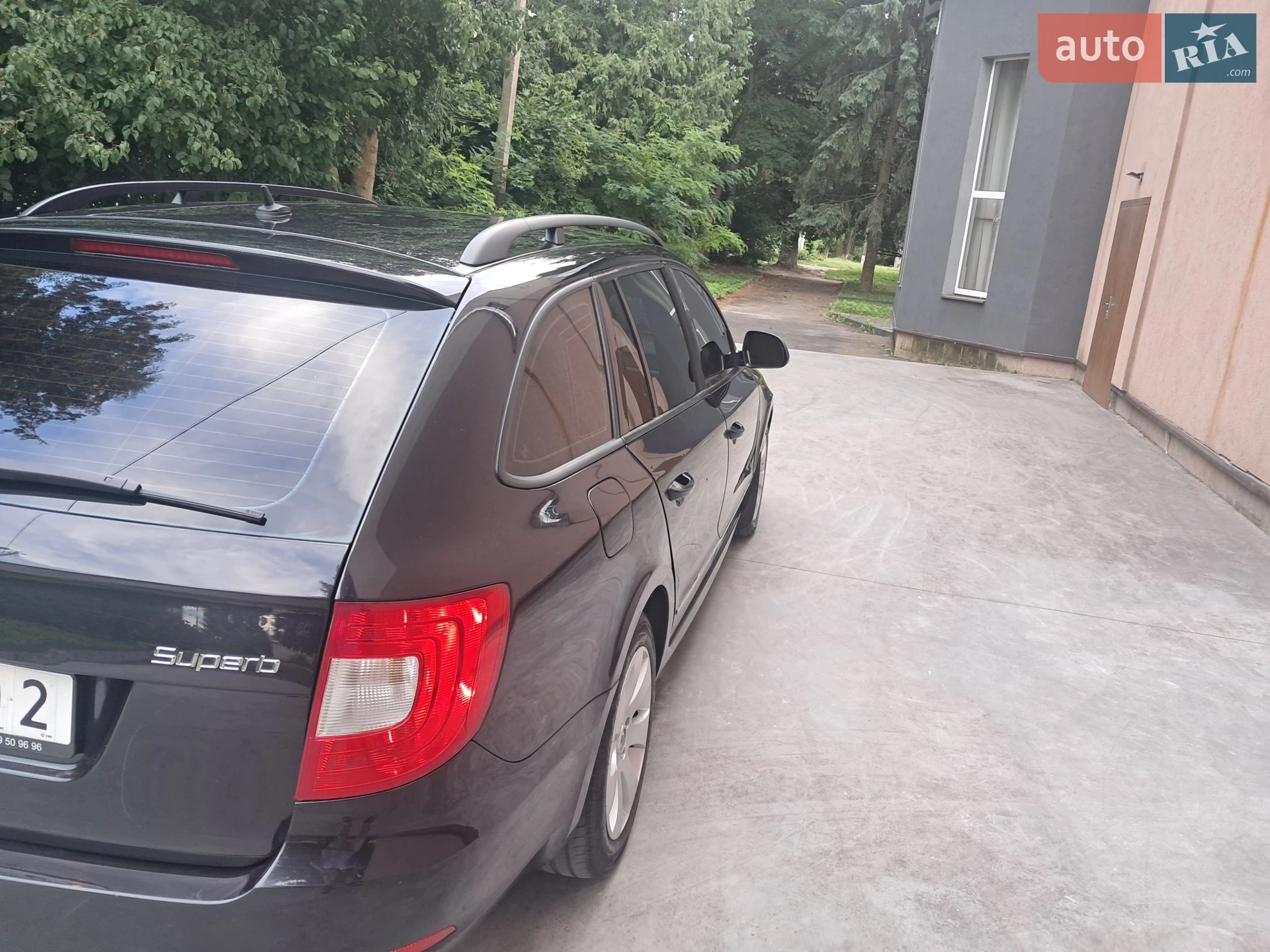 2010 Skoda Superb - мініатюра 13