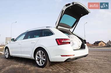Универсал Skoda Superb 2017 в 