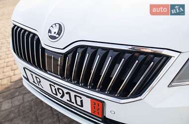 Универсал Skoda Superb 2017 в 