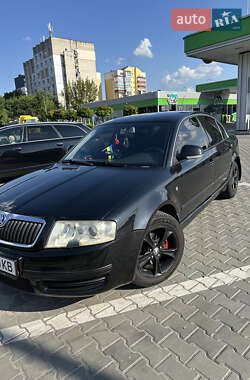 Лифтбек Skoda Superb 2008 в 