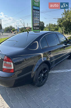 Лифтбек Skoda Superb 2008 в 