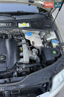 Лифтбек Skoda Superb 2005 в 