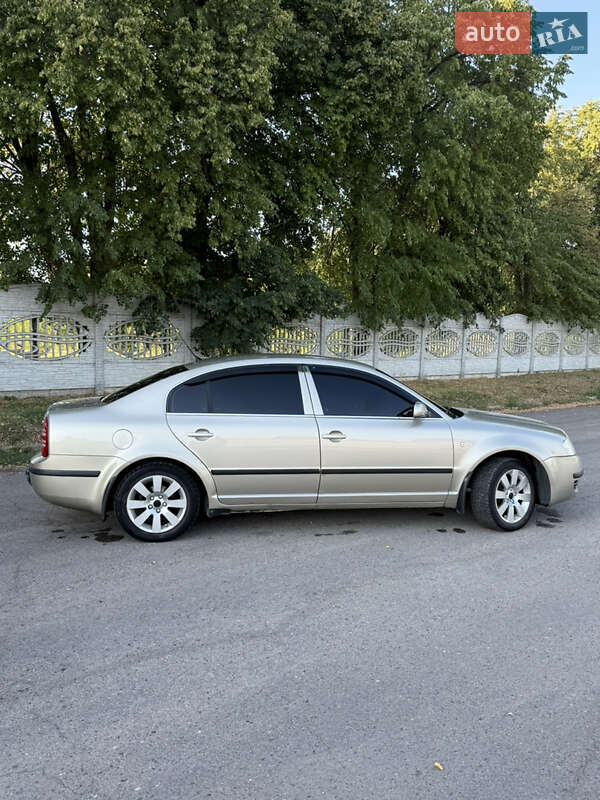 Лифтбек Skoda Superb 2005 в Соленом фото 7 Лифтбек Skoda Superb 2005 в Соленом