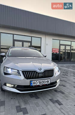 Универсал Skoda Superb 2017 в 