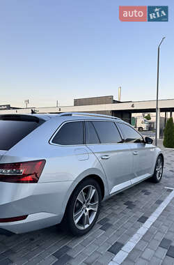 Универсал Skoda Superb 2017 в 