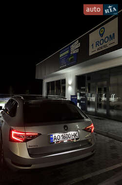 Универсал Skoda Superb 2017 в 