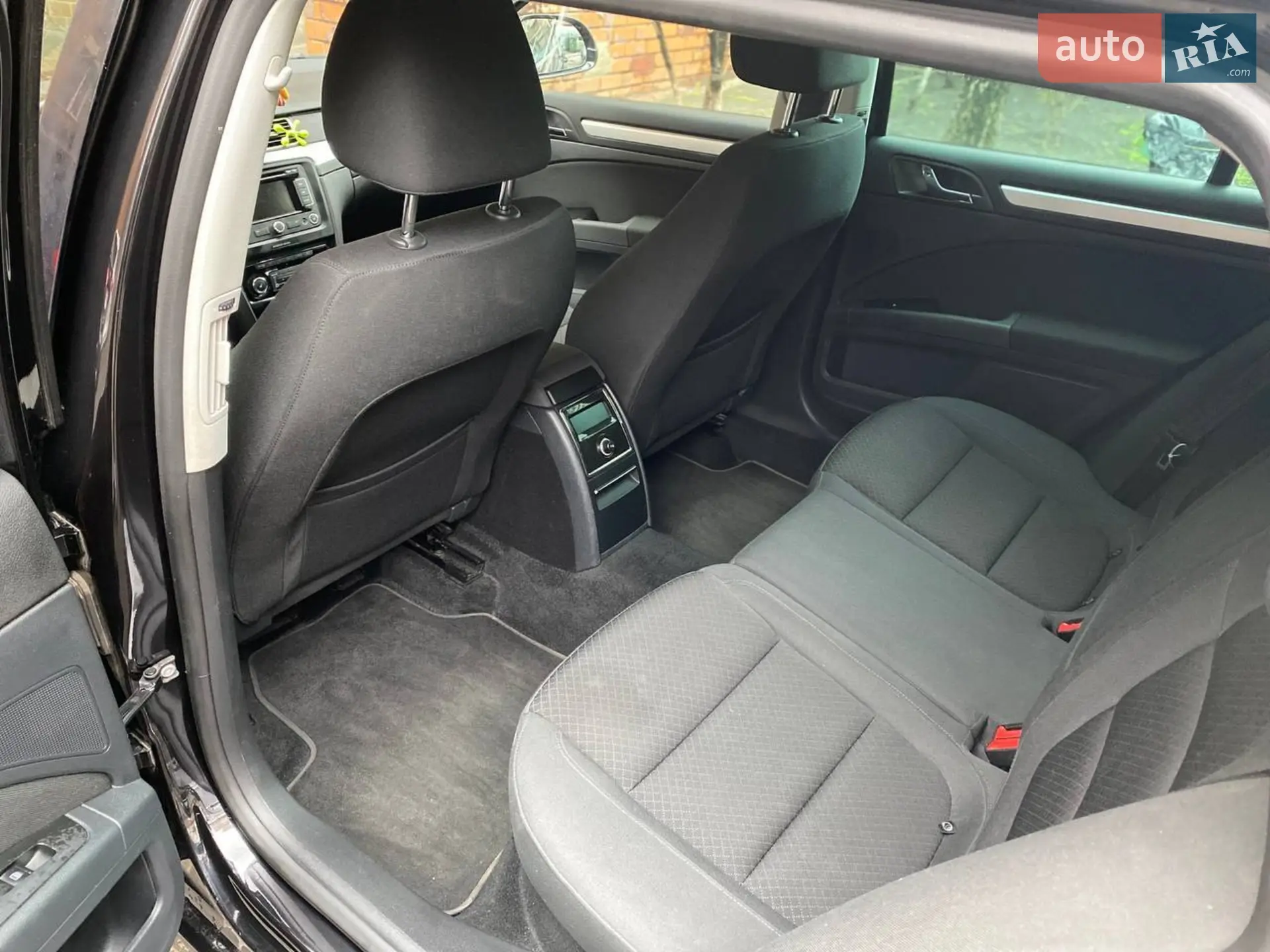 2014 Skoda Superb - мініатюра 16