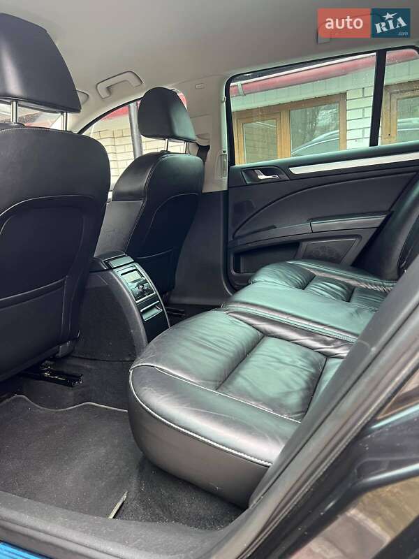 Универсал Skoda Superb 2010 в Ивано-Франковске