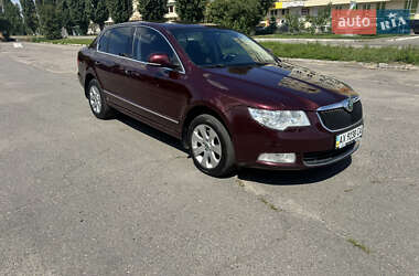 Лифтбек Skoda Superb 2009 в 